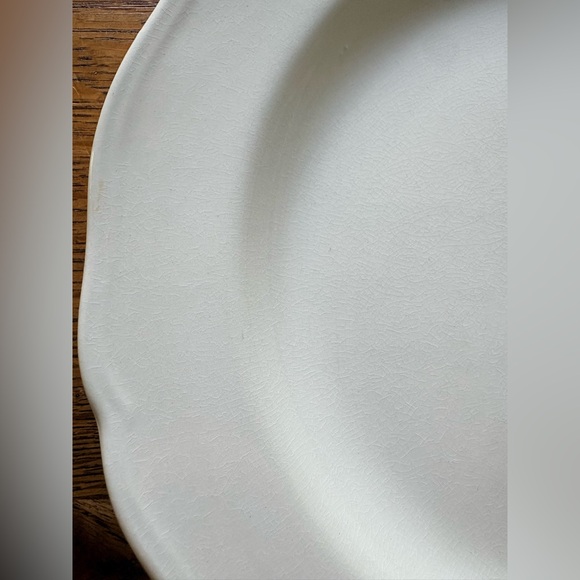 J&G Meakin Royal Staffordshire Heirloom Ironstone White set of 2 Plates ~10.5 in - Picture 4 of 16